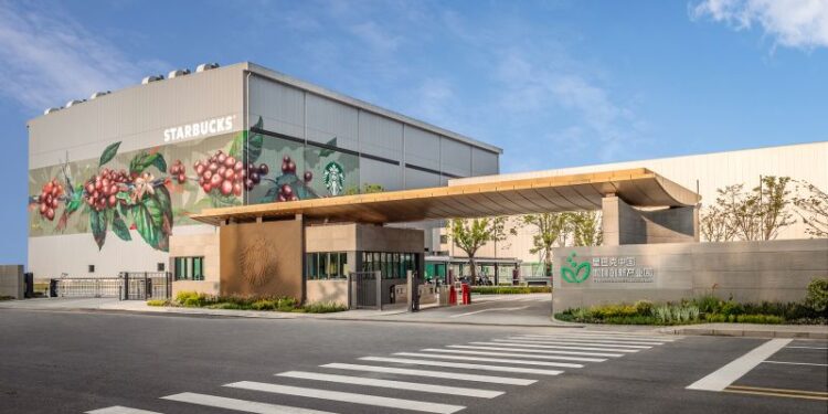 Starbucks bets on China with 0 million roasting and distribution center | CNN Business