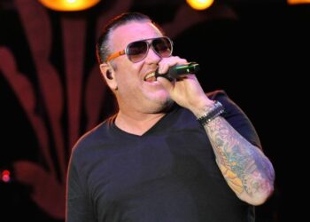 Steve Harwell, Smash Mouth singer, dead at 56 | CNN