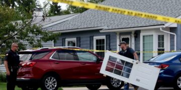 Suspect in Illinois killings and passenger dead after fiery crash following police chase in Oklahoma, authorities say | CNN