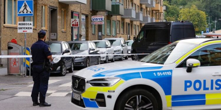 Sweden’s prime minister summons police and army chiefs, as gang violence surges | CNN Sweden’s prime minister summons police and army chiefs, as gang violence surges | CNN