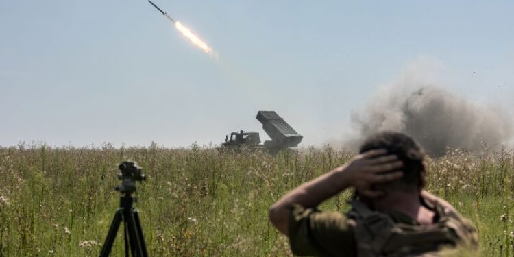 Ukraine is firing shells faster than can be supplied. Can Europe catch up? | CNN