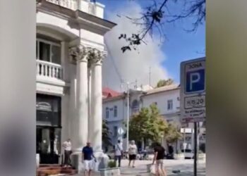 Ukraine launches missile attack on Russia’s Black Sea Fleet headquarters in Crimea, officials say | CNN Ukraine launches missile attack on Russia’s Black Sea Fleet headquarters in Crimea, officials say | CNN