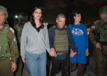 Hamas releases two hostages as questions deepen about delayed aid and looming incursion | CNN
