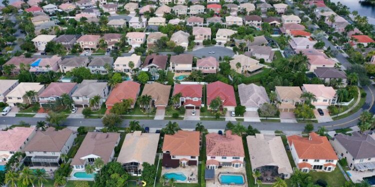America’s frozen housing market: Sales hit a 13-year low | CNN Business