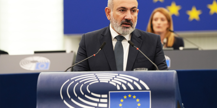 Armenian Prime Minister: “We must move steadily towards peace with Azerbaijan” | News | European Parliament