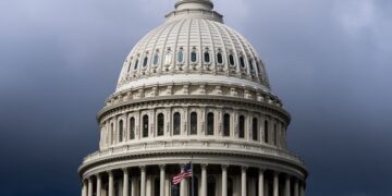 Democrats weigh McCarthy’s fate as GOP moderates float rules changes to save speaker | CNN Politics