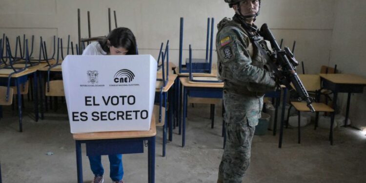 Ecuador votes with crime and economy at the top of the ballot | CNN