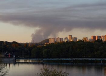 ‘Fierce and non-stop fighting’ as Russia attacks Avdiivka in eastern Ukraine | CNN