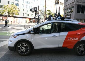 GM self-driving car subsidiary withheld video of a crash, California DMV says | CNN Business