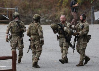 Live updates: Lewiston, Maine, mass shooting; Manhunt for suspect Robert Card underway