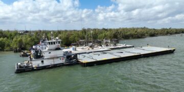 Louisiana community gets fresh supplies to fight saltwater intrusion | CNN