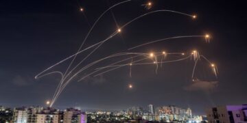 Oil prices rise and global stocks fall after Israel declares war on Hamas | CNN Business