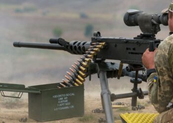 Touting American-made guns, frontline Ukrainian soldiers fear potential loss of US military support | CNN