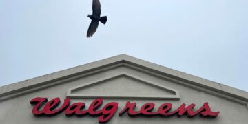 Walgreens Boots Alliance names Tim Wentworth new CEO | CNN Business