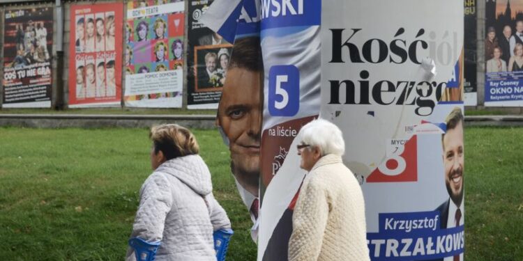 Poland votes in high-stakes election, as populist ruling group looks to cling to power | CNN Poland votes in high-stakes election, as populist ruling group looks to cling to power | CNN