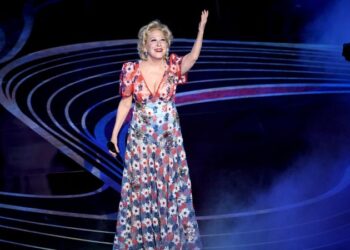 Bette Midler Fast Facts | CNN