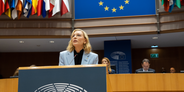 Cate Blanchett urges MEPs to focus on humanity and to protect refugees | News | European Parliament