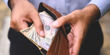 Interest rates are high. These are the best places to park your cash | CNN Business
