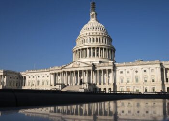Live updates: Federal government shutdown news