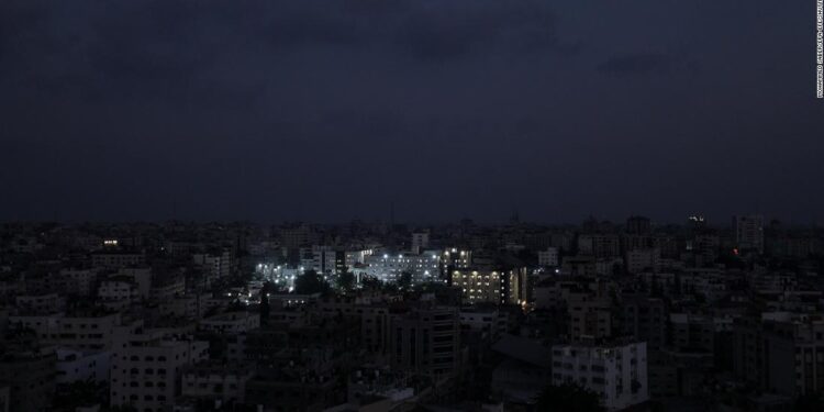 Live updates: Israel-Hamas war, Gaza evacuations, hospital crisis