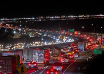 Live updates: Thanksgiving holiday travel and weather news