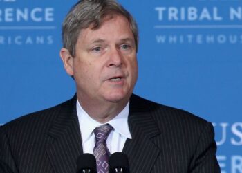 Tom Vilsack Fast Facts | CNN Politics