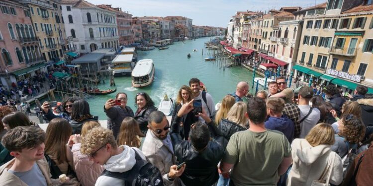 Venice reveals first 2024 dates for charging day-trippers | CNN