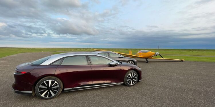 When is a car faster than a plane? When it’s electric | CNN