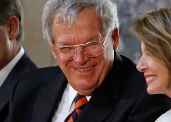 Dennis Hastert Fast Facts | CNN Politics