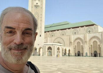 I used DNA analysis to find my birth family, and it sent me across 3 continents | CNN