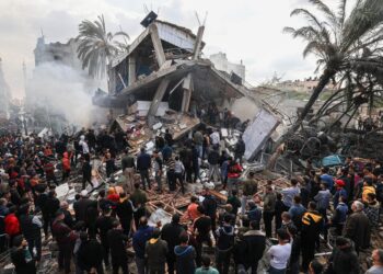 Live updates: Israel-Hamas war, hostages killed by IDF, Gaza humanitarian crisis