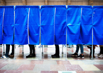 MEPs propose lead candidate system rules ahead of European elections | News | European Parliament