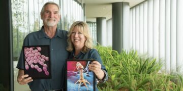 No antibiotics worked, so this woman turned to a natural enemy of bacteria to save her husband’s life | CNN