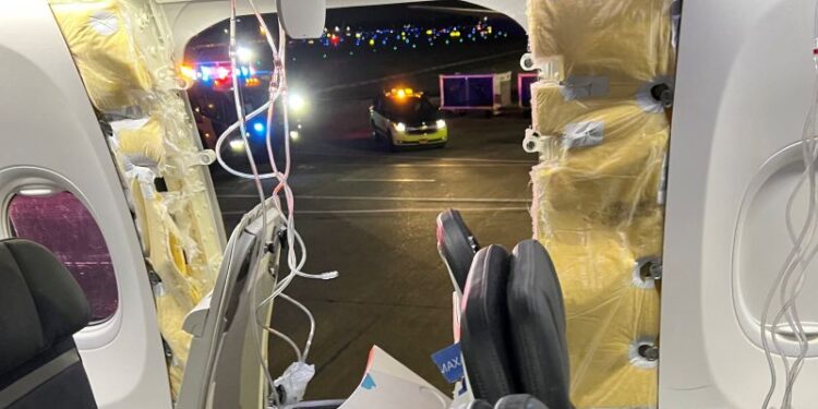 Certain Boeing Max jets grounded after Alaska Airlines emergency landing | CNN Business