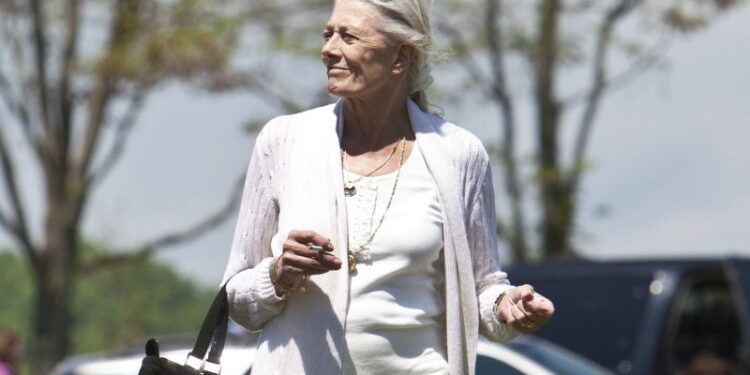 Vanessa Redgrave Fast Facts | CNN Vanessa Redgrave Fast Facts | CNN