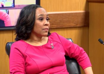Live updates: Trump Georgia case hearing continues as Fani Willis testifies