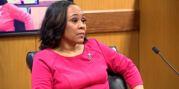 Live updates: Trump Georgia case hearing continues as Fani Willis testifies