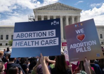Live updates: Supreme Court hears oral arguments in abortion pill cases