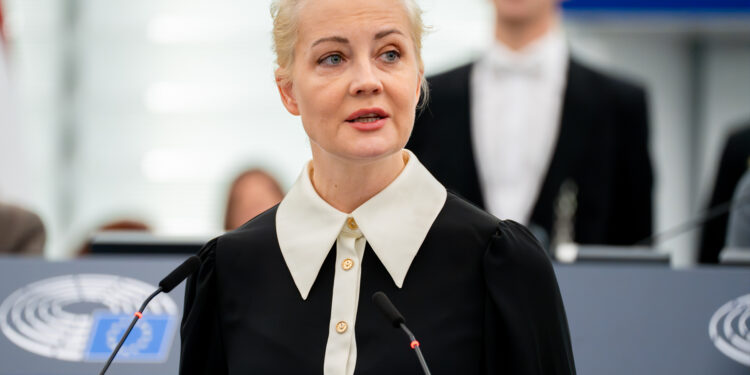 Yulia Navalnaya: “If you want to defeat Putin, fight his criminal gang” | News | European Parliament