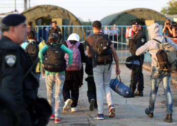 MEPs approve the new Migration and Asylum Pact | News | European Parliament