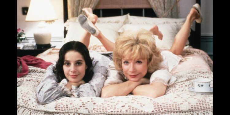 Shirley MacLaine Fast Facts | CNN