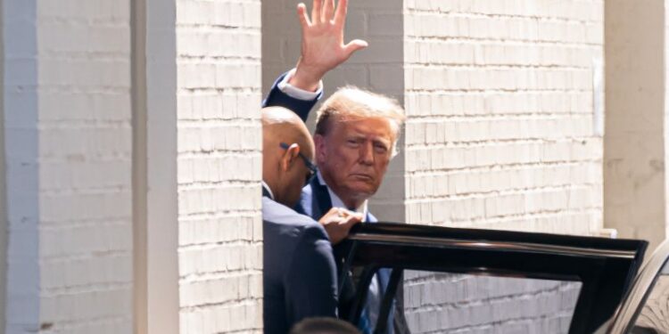 Live updates: Trump returns to Washington D.C. for meetings with Republican allies | CNN Politics Live updates: Trump returns to Washington D.C. for meetings with Republican allies | CNN Politics