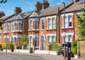 The new cleavages of household employment participation in Europe