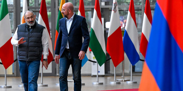 Armenia talks of European integration while its ties to Russia grow