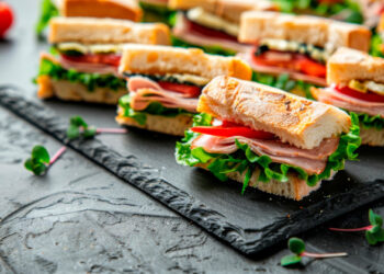 How lunch breaks reduce transparency and help EU leaders reach agreement