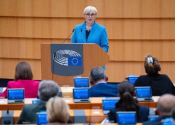 Slovenian President Pirc Musar calls for European courage and solidarity | News | European Parliament