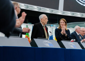 World War II anniversary: MEPs pay homage to veterans and celebrate peace | News | European Parliament