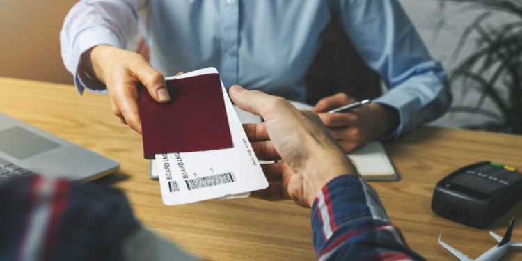 MEPs ready to start talks on new traveller protection rules | News | European Parliament