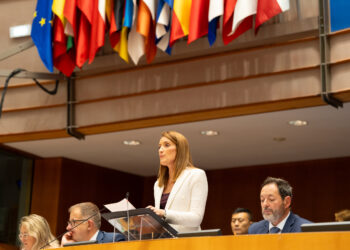 EP President Roberta Metsola commemorates victims of 2015 Paris attacks | News | European Parliament