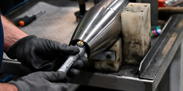 Parliament greenlights first-ever European defence industry programme | News | European Parliament